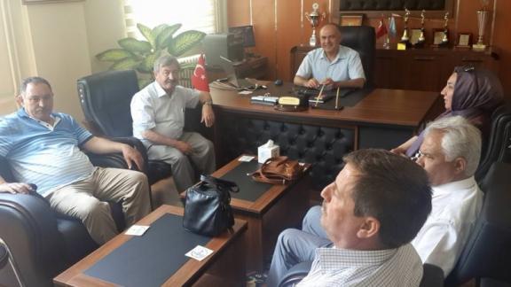 Uşak İl Genel Meclisi Başkanı Sn Mehmet NACAR ve İl Genel Meclisi Eğitim Komisyonu Üyeleri Müdürlüğümüzü Ziyaret Ettiler