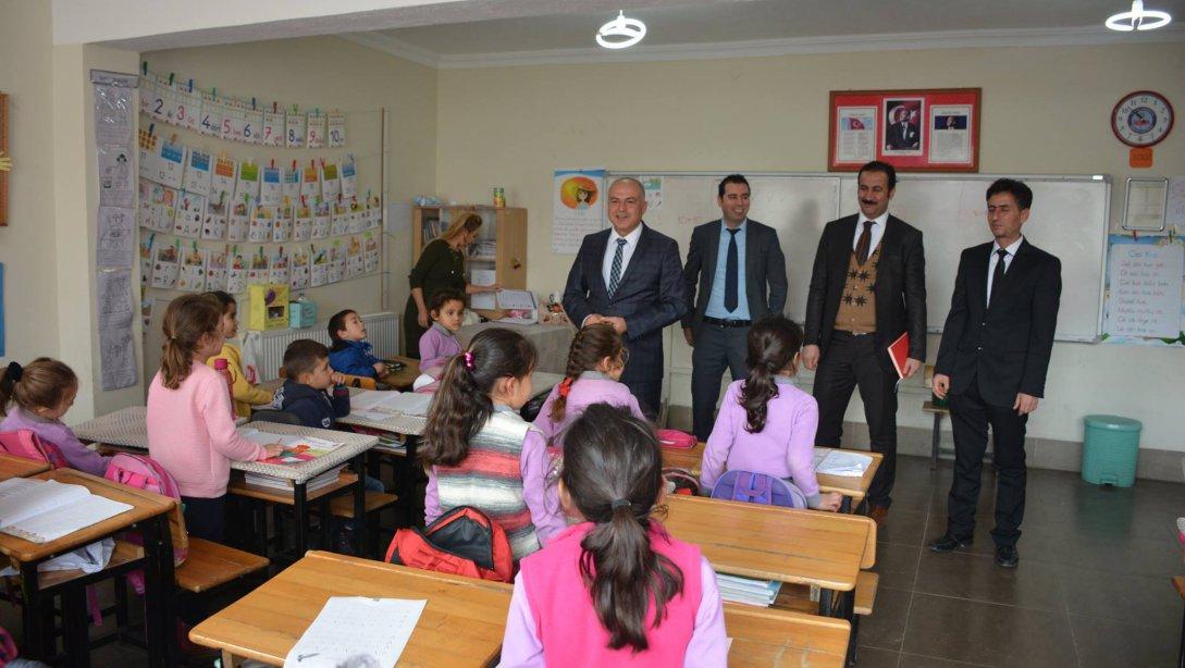 İlçe Milli Eğitim Müdürü ile Şube Müdürümüz Saraycık ve Dervişli Ortaokullarını Ziyaret Ettiler